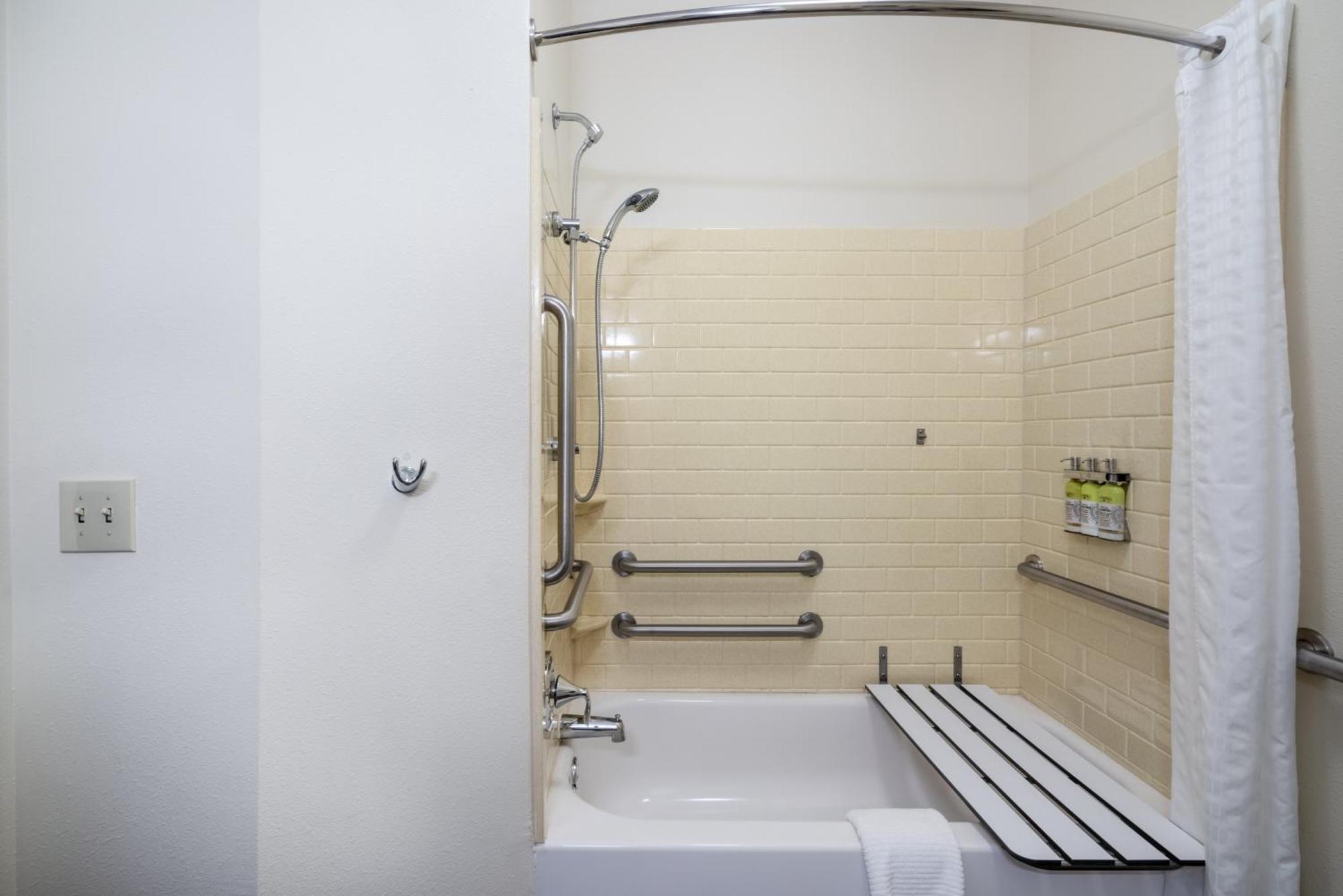 Candlewood Suites Auburn By Ihg Exteriör bild